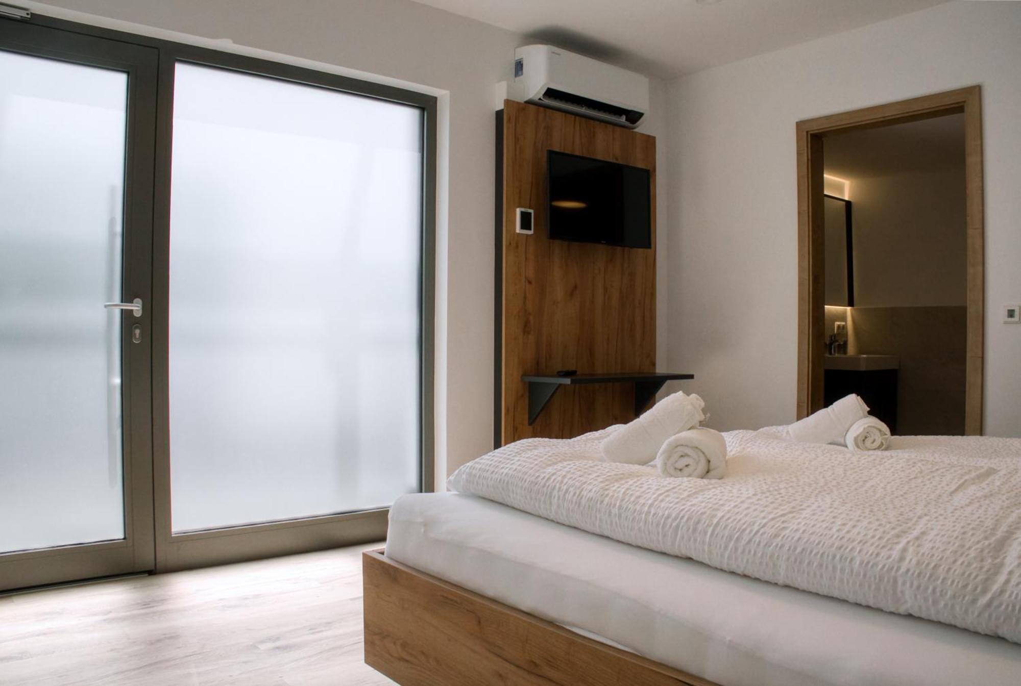 Myquartier City Chalets Инсбрук Екстериор снимка