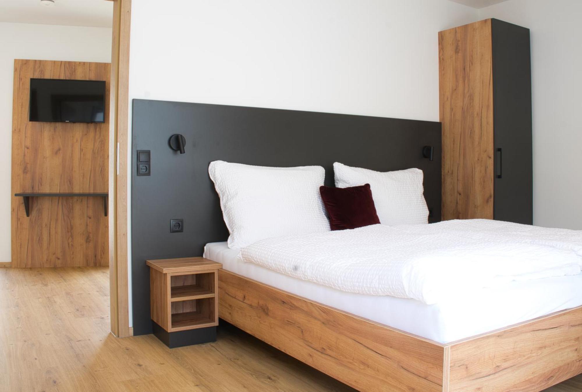 Myquartier City Chalets Инсбрук Екстериор снимка