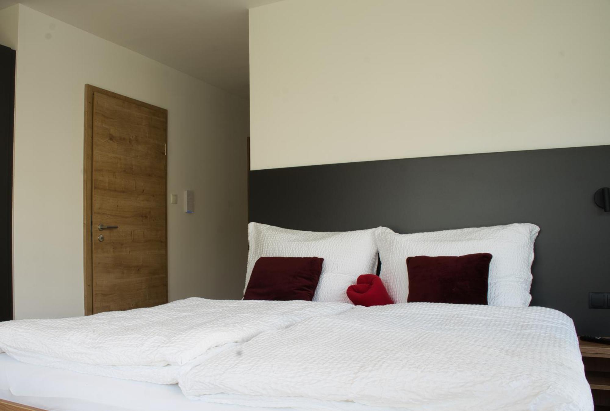 Myquartier City Chalets Инсбрук Екстериор снимка